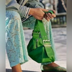 Free people arm candy bag 100% leather NWT